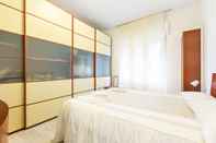 Bedroom Gambara Bright Flat