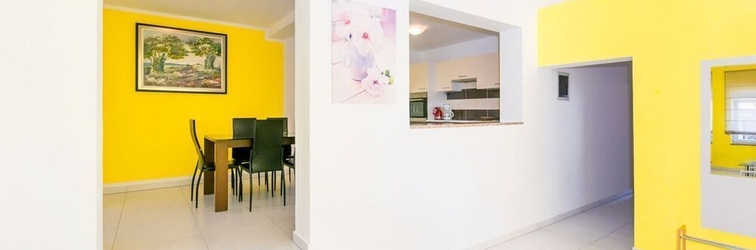 ล็อบบี้ Spacious Apartment Janko