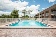 Swimming Pool RW Hotel