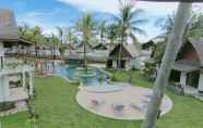 Swimming Pool 4 The Club Villas Lombok