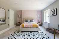 Bedroom The Ascot Retreat - Spacious 3bdr Home With Parking & Garden