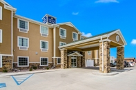 Exterior Cobblestone Hotel & Suites - Morgan