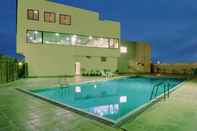 Swimming Pool Hotel Balaji Central
