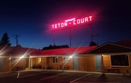 Bangunan 5 Teton Court Motel