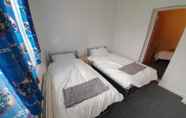 Kamar Tidur 4 Sial Group Townhouse