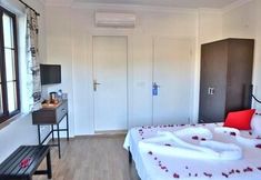 Bedroom 2 Club Merla Hotel