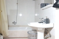 In-room Bathroom Erra - Wheat - Athens Center,80m²,3 BD,1 BATH