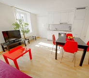 Common Space 7 Hitrental Stauffacher Apartments