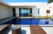 สระว่ายน้ำ 2 Pool Villa Marina Motobu by Coldio Premium