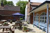 พื้นที่สาธารณะ The Globe Inn Wells