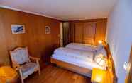 Kamar Tidur 5 Hotel Blumental