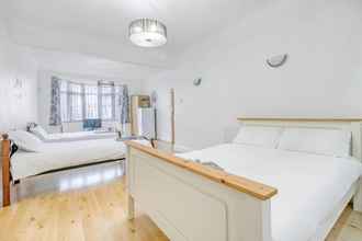 Kamar Tidur 4 East London House