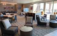 Bar, Cafe and Lounge 5 La Quinta Inn & Suites by Wyndham Holbrook Petrified Forest