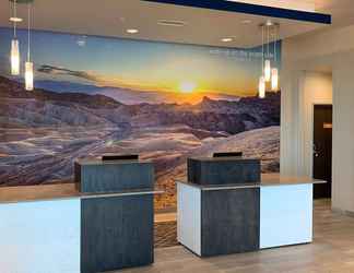 Lobby 2 La Quinta Inn & Suites by Wyndham Holbrook Petrified Forest