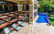 Swimming Pool 7 Luxury Beachfront Mansion, Incomparable Setting, Full-time Maid