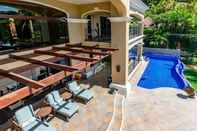 Swimming Pool Luxury Beachfront Mansion, Incomparable Setting, Full-time Maid