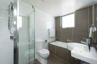 In-room Bathroom Astra Apartments Miller Street