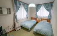 Kamar Tidur 2 Pension Start Line