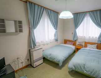 Kamar Tidur 2 Pension Start Line