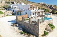 Luar Bangunan Mykonos Village