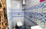 Phòng tắm bên trong 7 Hexa Ahlan Dorm - Hostel