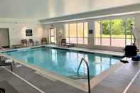 Swimming Pool Four Points by Sheraton Albany