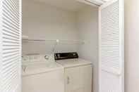 Accommodation Services Edgewater by Book That Condo