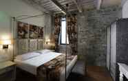 Bedroom 7 Suites&Atelier Lake Como