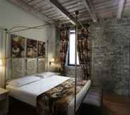 Bedroom 7 Suites&Atelier Lake Como