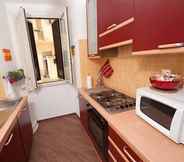 Others 4 Comfortable Apartment Very Close to the Vatican Free Wifi No123