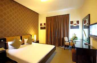 Kamar Tidur 4 First Royal Hotel Apartment