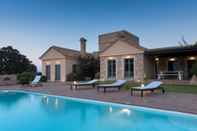 Swimming Pool Self-catering Luxury Stone Holiday Villa With Infinity Pool and Panoramic View