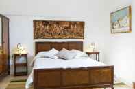 Bedroom B b Masseria Pozzo Tre Pile Dates Back to the Eighteenth Century