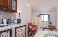 Others 6 Apartment Rentals Sicily