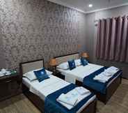 Kamar Tidur 2 Sapphire Hotel