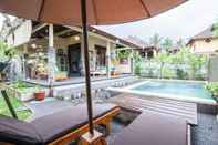 สระว่ายน้ำ Gardenia Gardensbest Breakfast in Bali