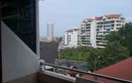 Nearby View and Attractions 5 305 Jomtien Hill Resort