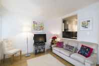 Common Space ALTIDO Sublime 1 bed flat with Thames view