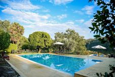 泳池 Rustic House with Swimming Pool, Vieira Minho by Izibookings