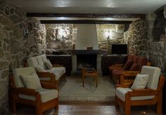 大廳 6 Rustic House with Swimming Pool, Vieira Minho by Izibookings