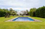 Swimming Pool 2 Casa com Piscina e Bungalow em Esposende by Izibookings