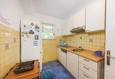 Others 3 Awesome Home in Sv Filip i Jakov With 2 Bedrooms and Wifi