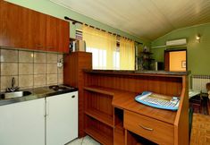 Others 5 Awesome Home in Porec With Wifi and 3 Bedrooms