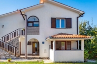 Exterior Beautiful Home in Kapelica With Wifi and 2 Bedrooms