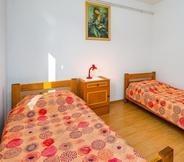 Bedroom 6 Beautiful Home in Kapelica With Wifi and 2 Bedrooms
