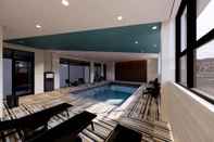 Swimming Pool Residence Inn by Marriott Manchester Downtown