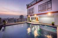 Kolam Renang SOHO Residence