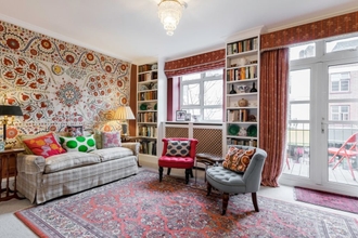 ล็อบบี้ 4 3 Bedroom Apartment on Portobello Road in Notting Hill