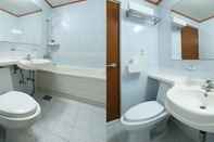 Toilet Kamar Yangyang Beach Condo