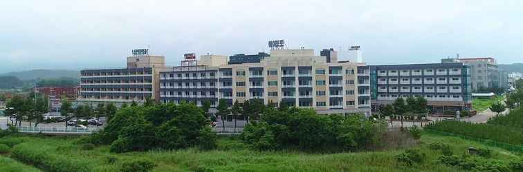 ภายนอกอาคาร Yangyang Beach Condo